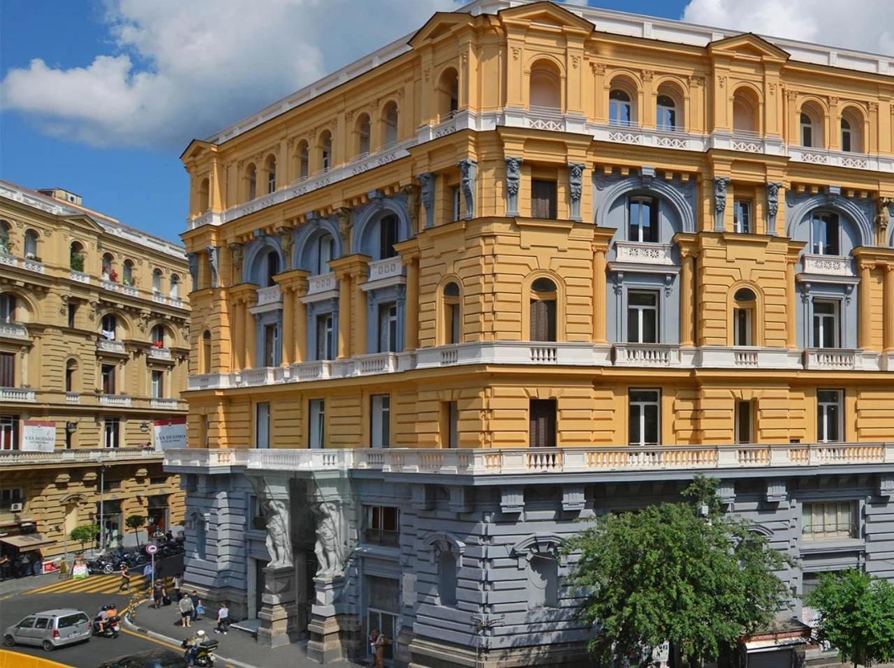 Margherita Apartments Napoli Bagian luar foto