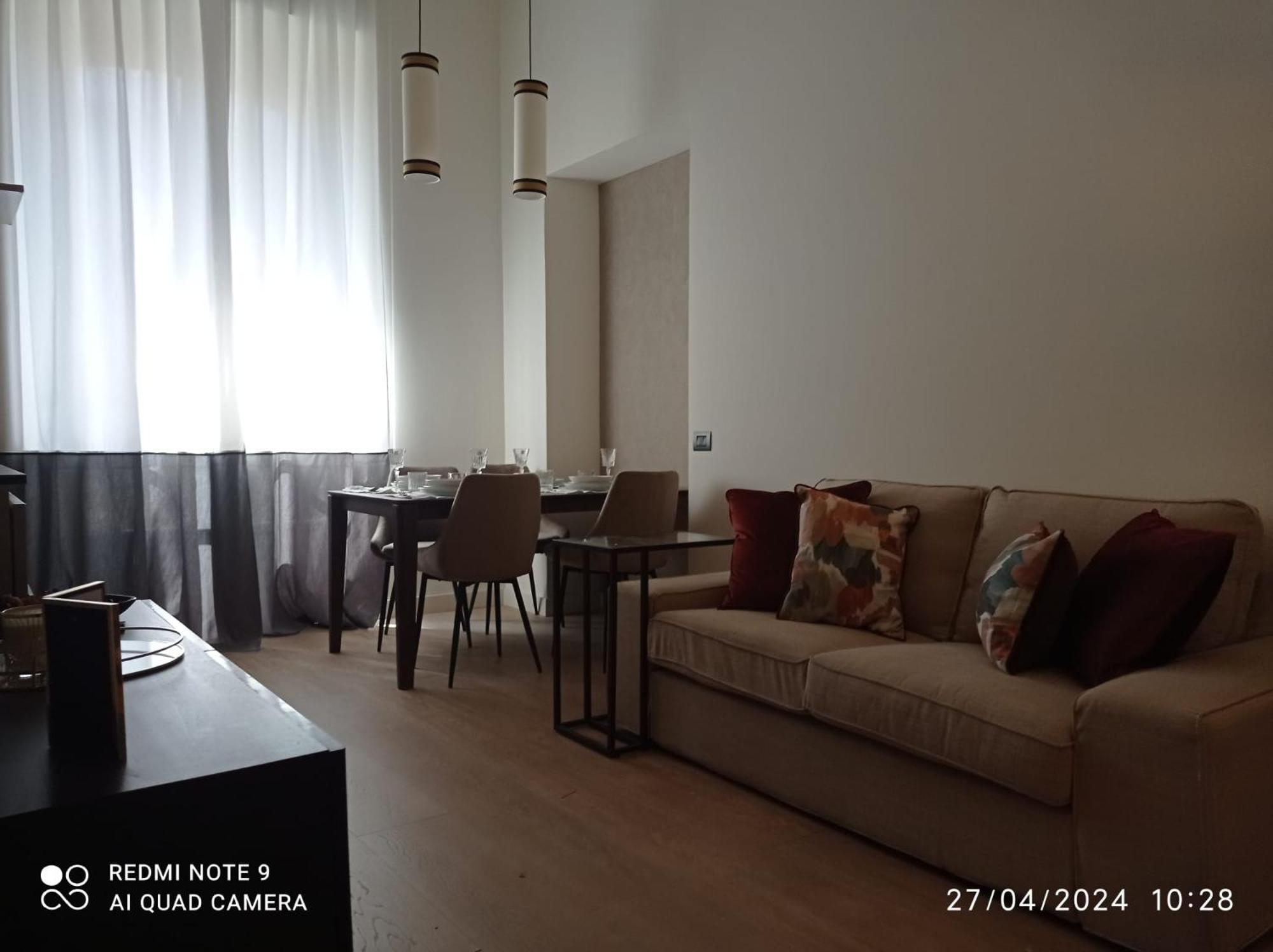 Margherita Apartments Napoli Bagian luar foto