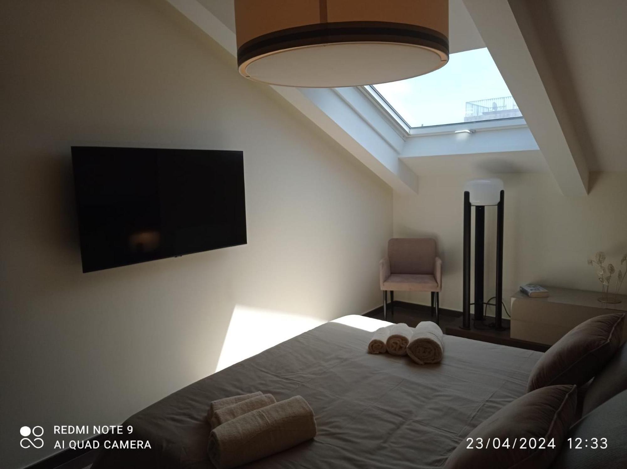 Margherita Apartments Napoli Bagian luar foto