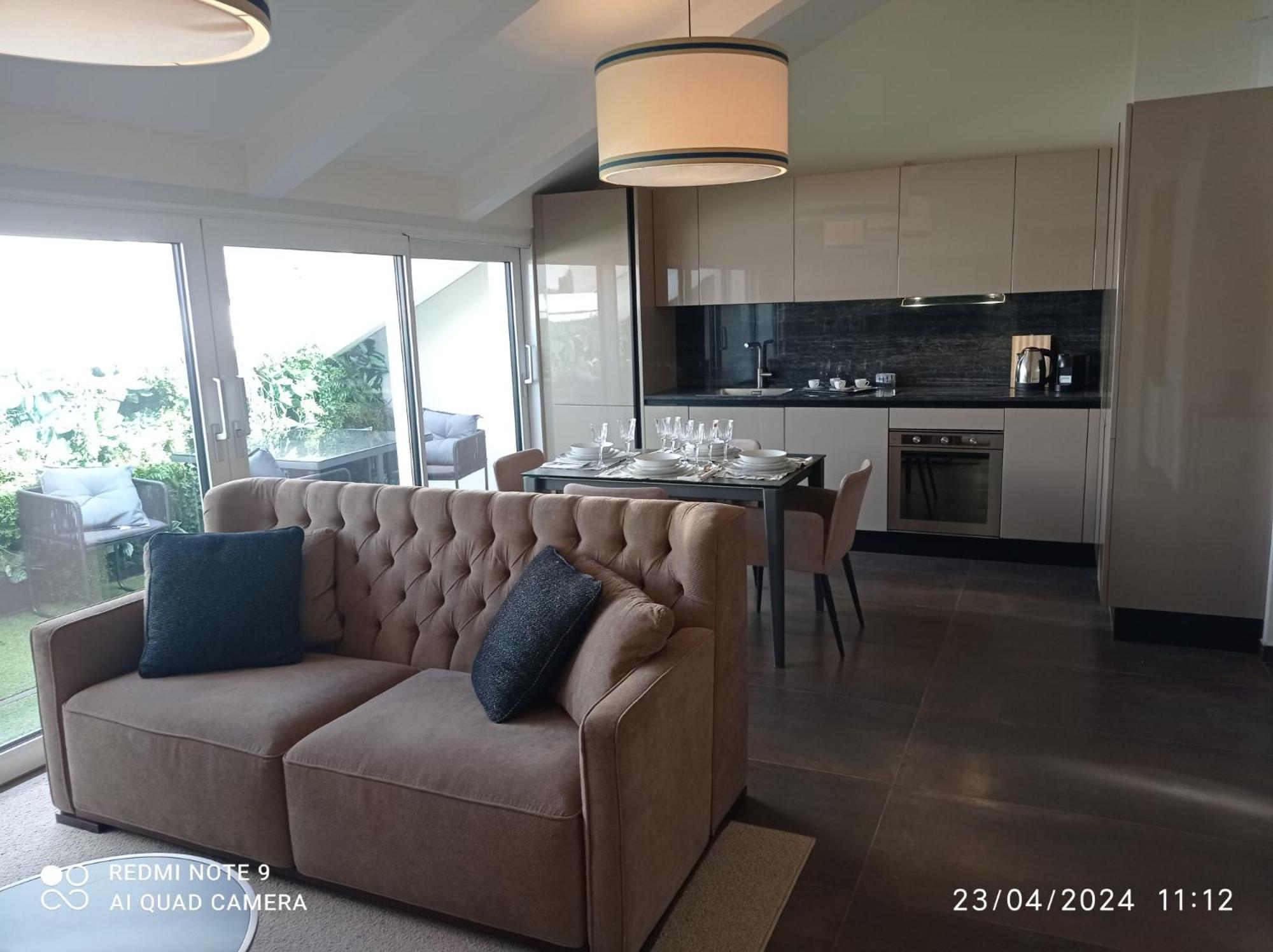 Margherita Apartments Napoli Bagian luar foto