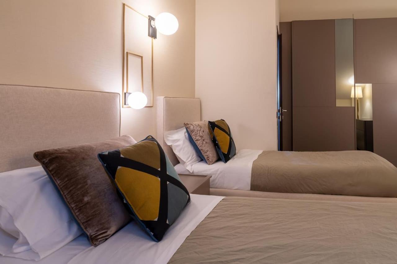 Margherita Apartments Napoli Bagian luar foto