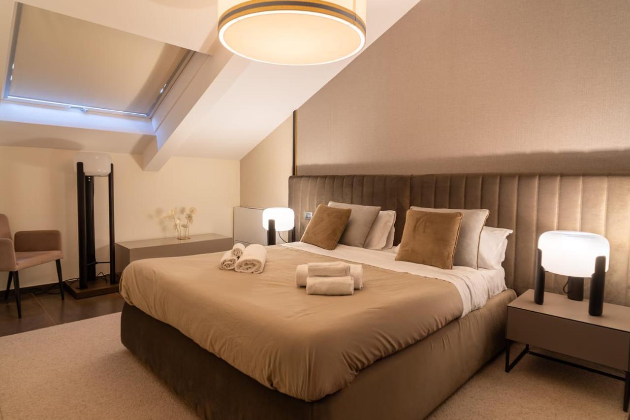 Margherita Apartments Napoli Bagian luar foto
