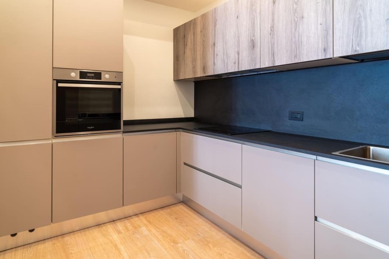 Margherita Apartments Napoli Bagian luar foto