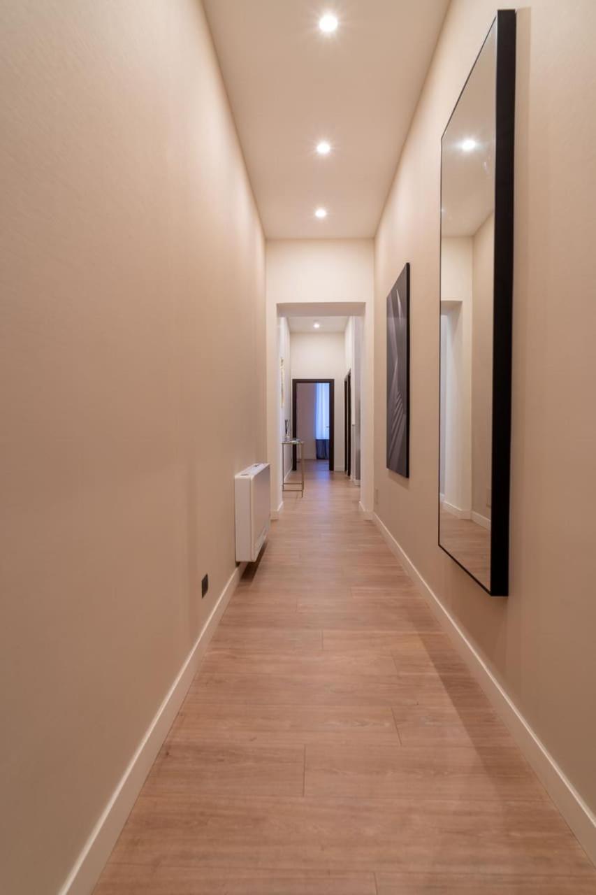 Margherita Apartments Napoli Bagian luar foto
